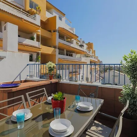 C43 - Family House With Terrace And Shared Pool * Benalmádena